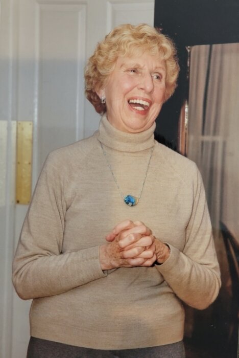 Christine Lewis