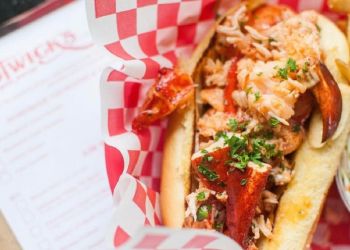 A Bostwick's lobster roll