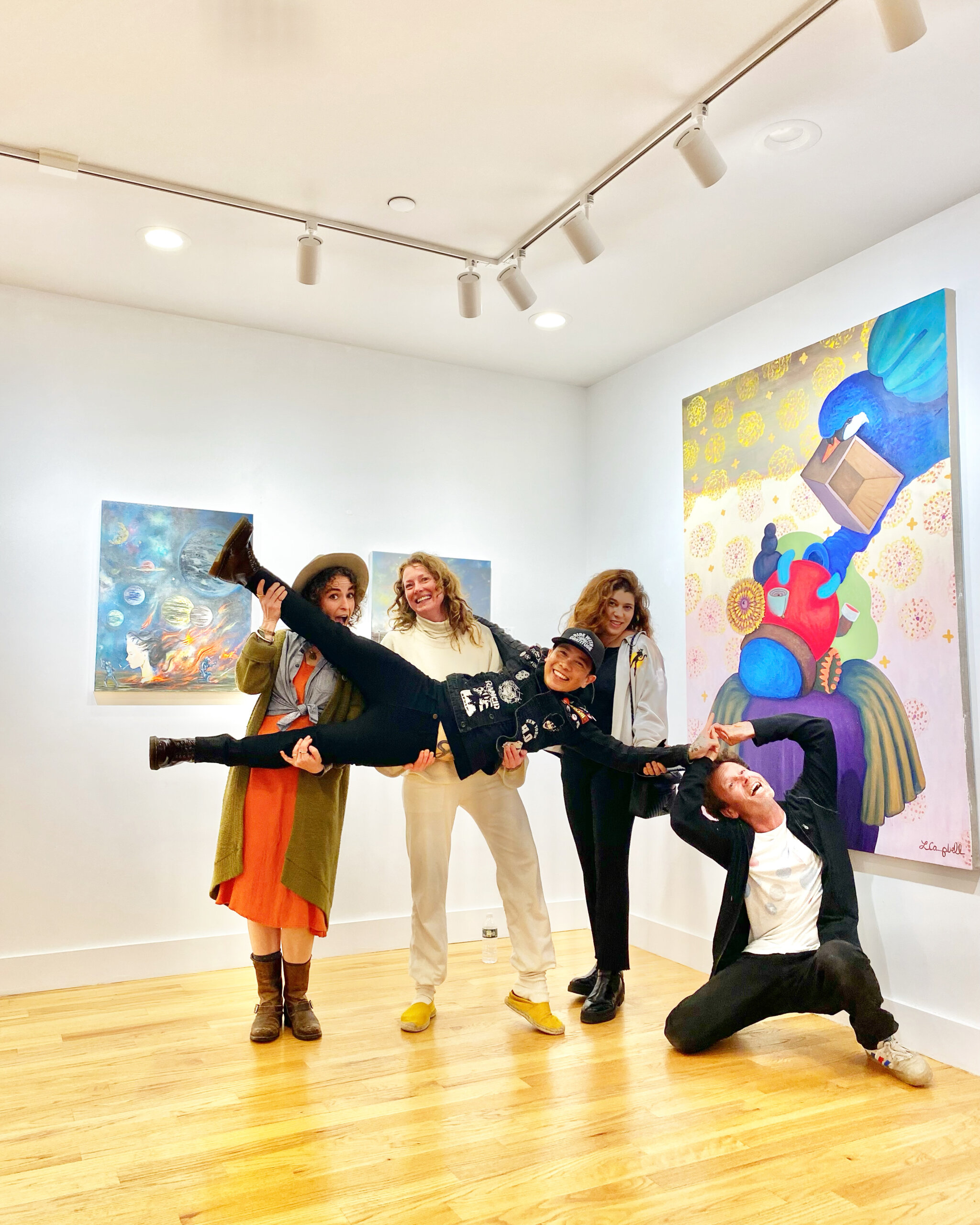 Peter Ngo and friends (L to R) Tara Israel, Samantha Ruddick, Nikki Aarons and Bruce Bailey at The Lucore Art opening for Endangered Species