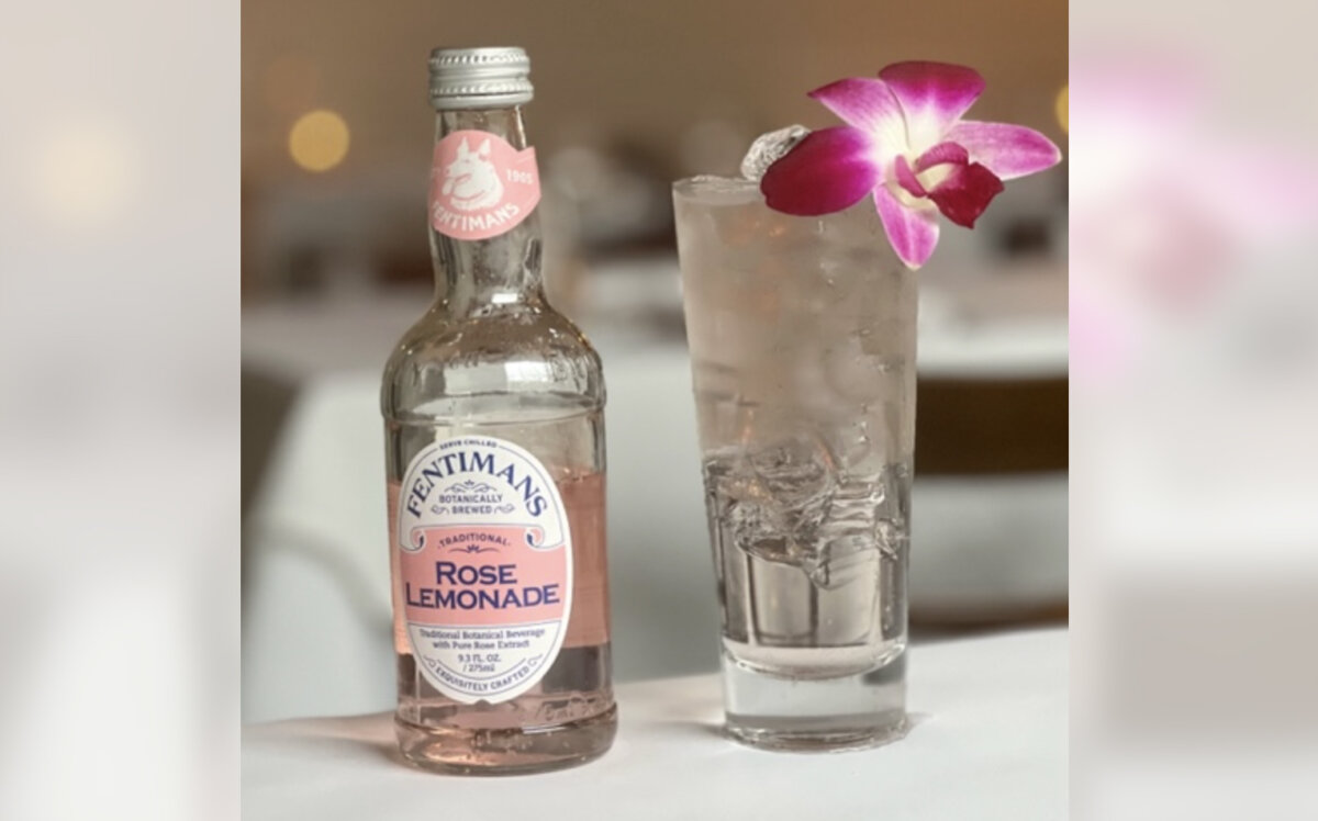 Vine Street Café's An Evening in Paris Cocktail