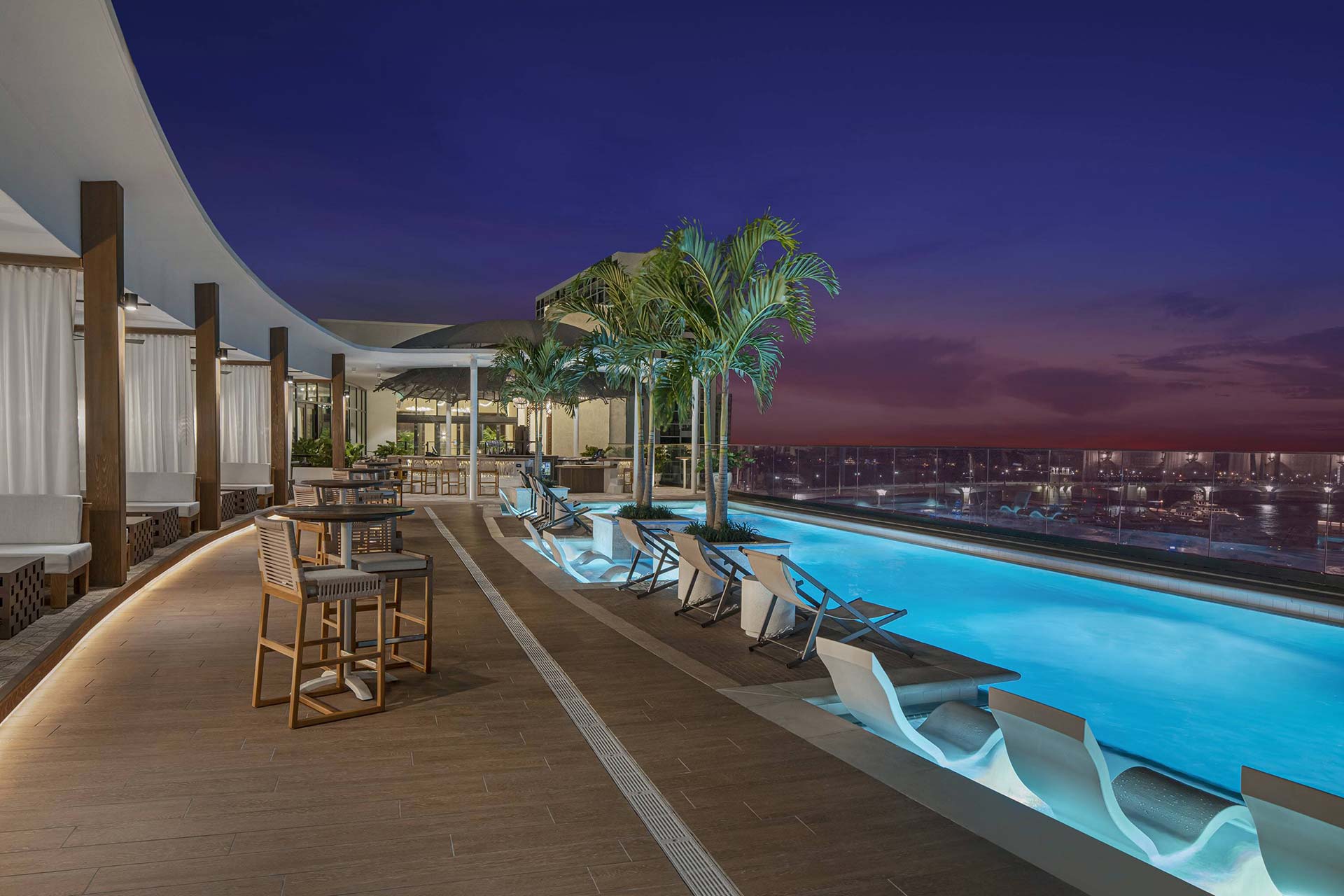 The luxurious pool at The Ben, an Autograph Collection Hotel