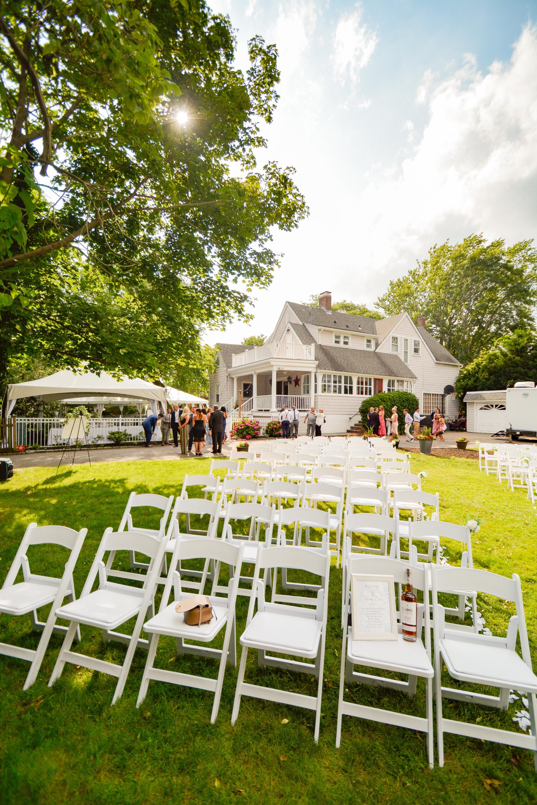 Preferred Events and National Event Connection organize events without tents as well, both outdoor and indoor.