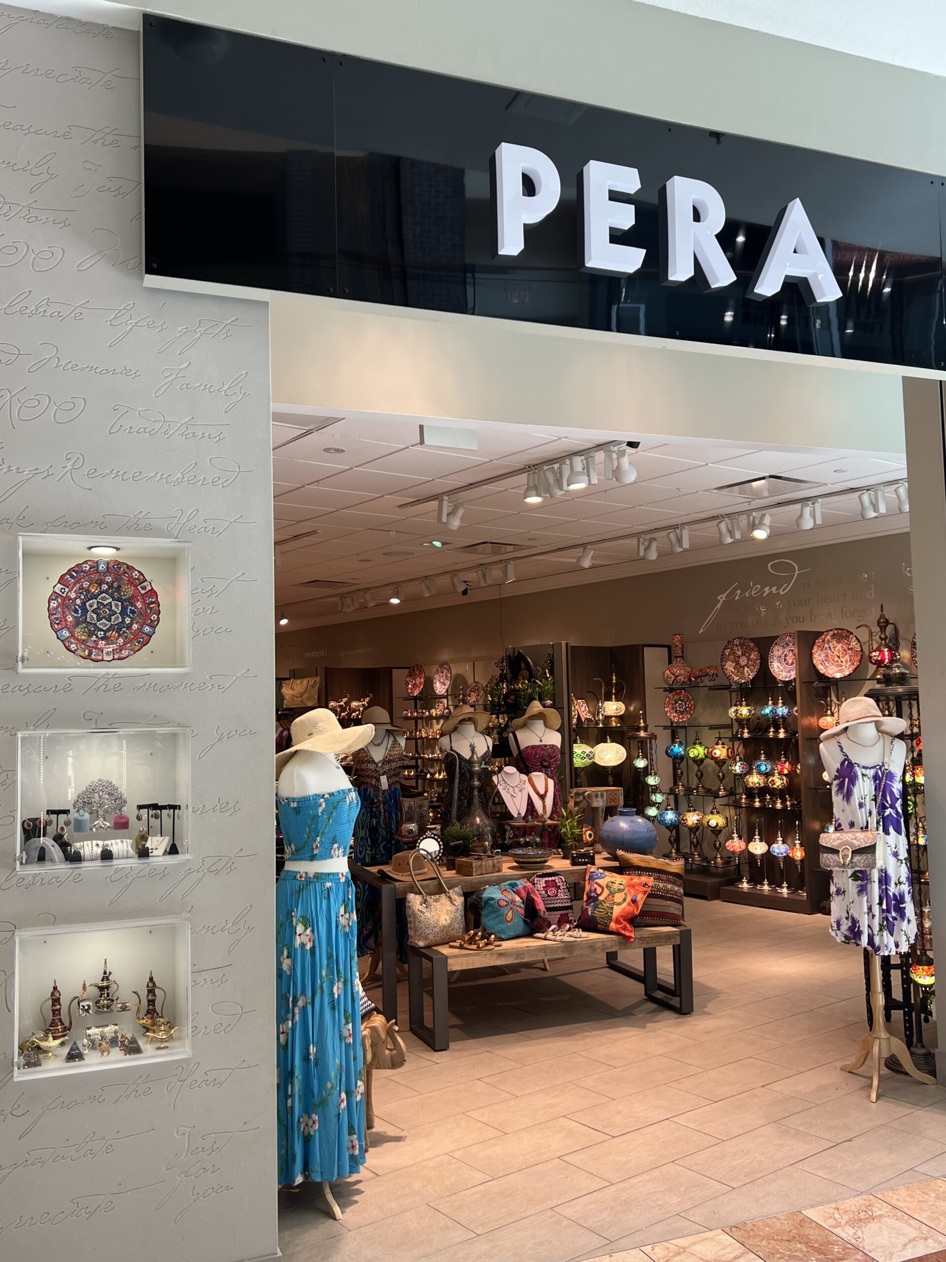 Pera at the Mall at Wellington Green