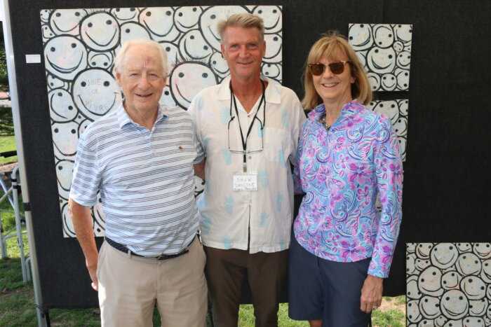 Walter Grist, Angus Macaulay and Ann Grist at the 2022 Southampton Art Festival