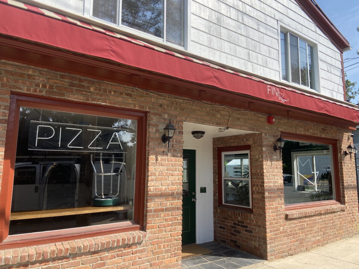 If You Get Past 5 Slice, Fini Pizza Delights in Amagansett