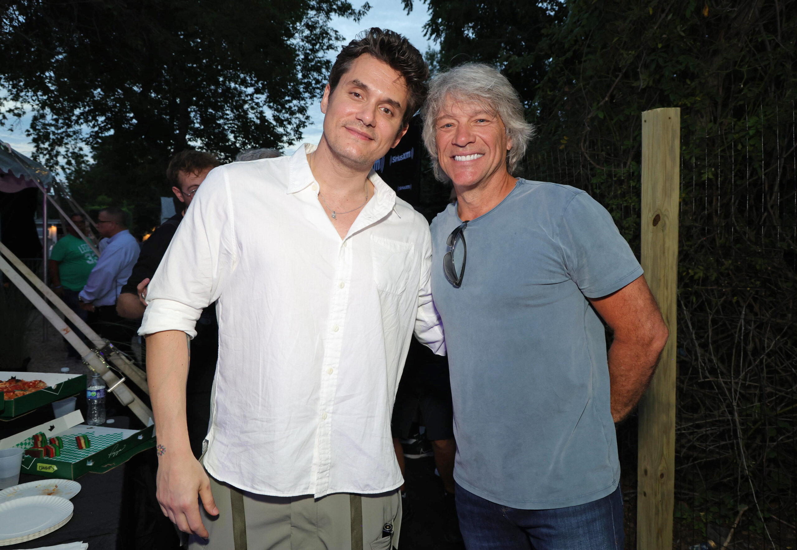 John Mayer and Jon Bon Jovi at the Ed Sheeran Talkhouse conceert for Sirius XM