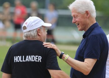 Hollander and Bill Clinton at the Artists & Writers Game