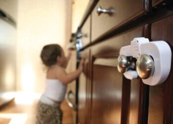 Child safety lock on cabinet