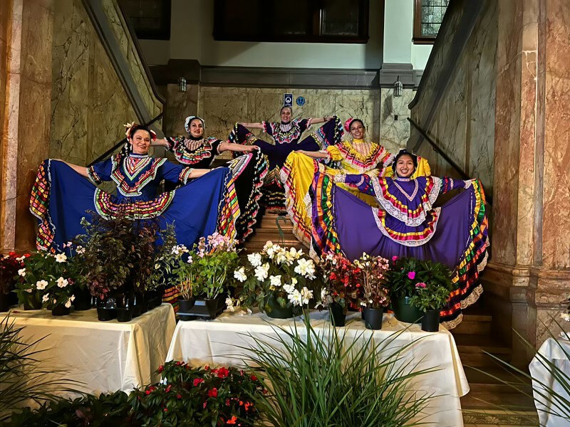 Grupo Folklórico Xochipili is one of performance groups showcased in The Church's Una Noche Espectacular arts event.