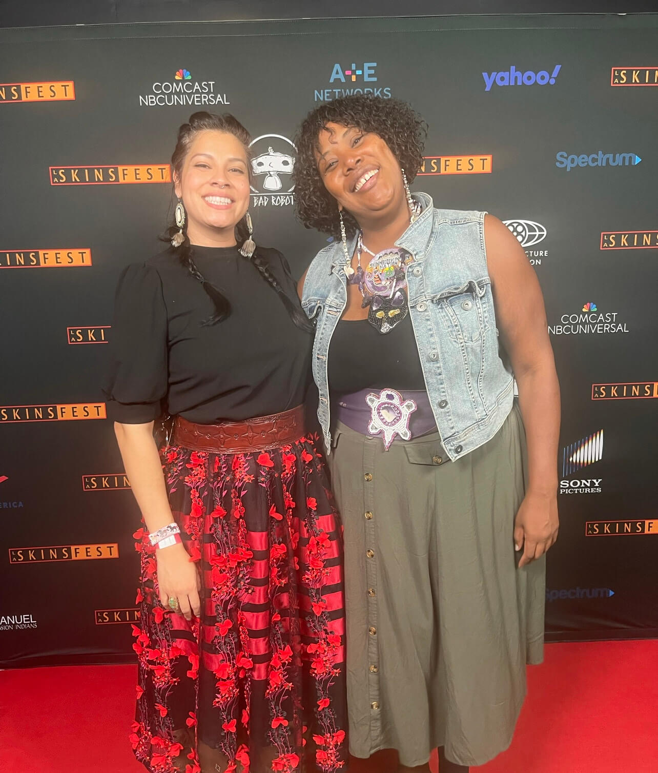 "Killers of the Flower Moon" actress Cara Jade Myers and Shinnecock storyteller Andrina Smith at the 15th annual LA Skins Festival