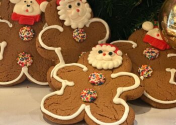 Make holiday gingerbread cookies like the master bakers at Hampton Eats.