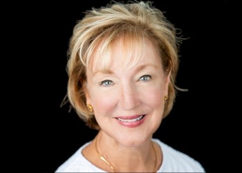 Linda Willett, Hamptons swan documentarian