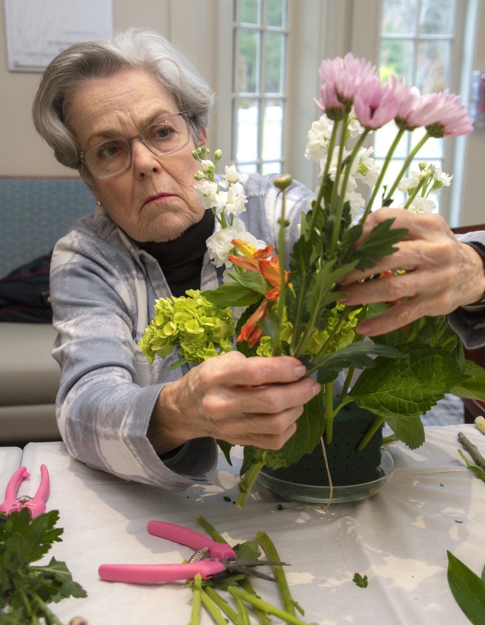 Cathy Goldfarb at Floral Arrangement Workshop