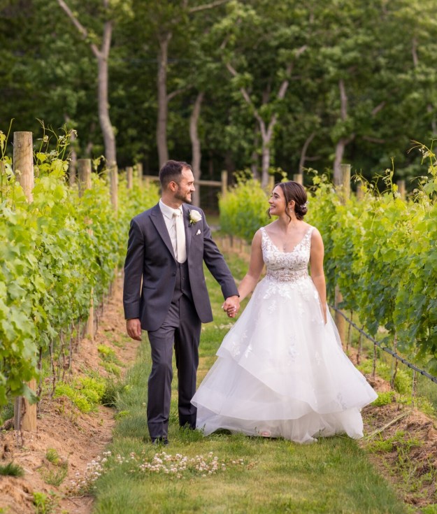 A magical wedding at The Vineyard of East Wind Long Island