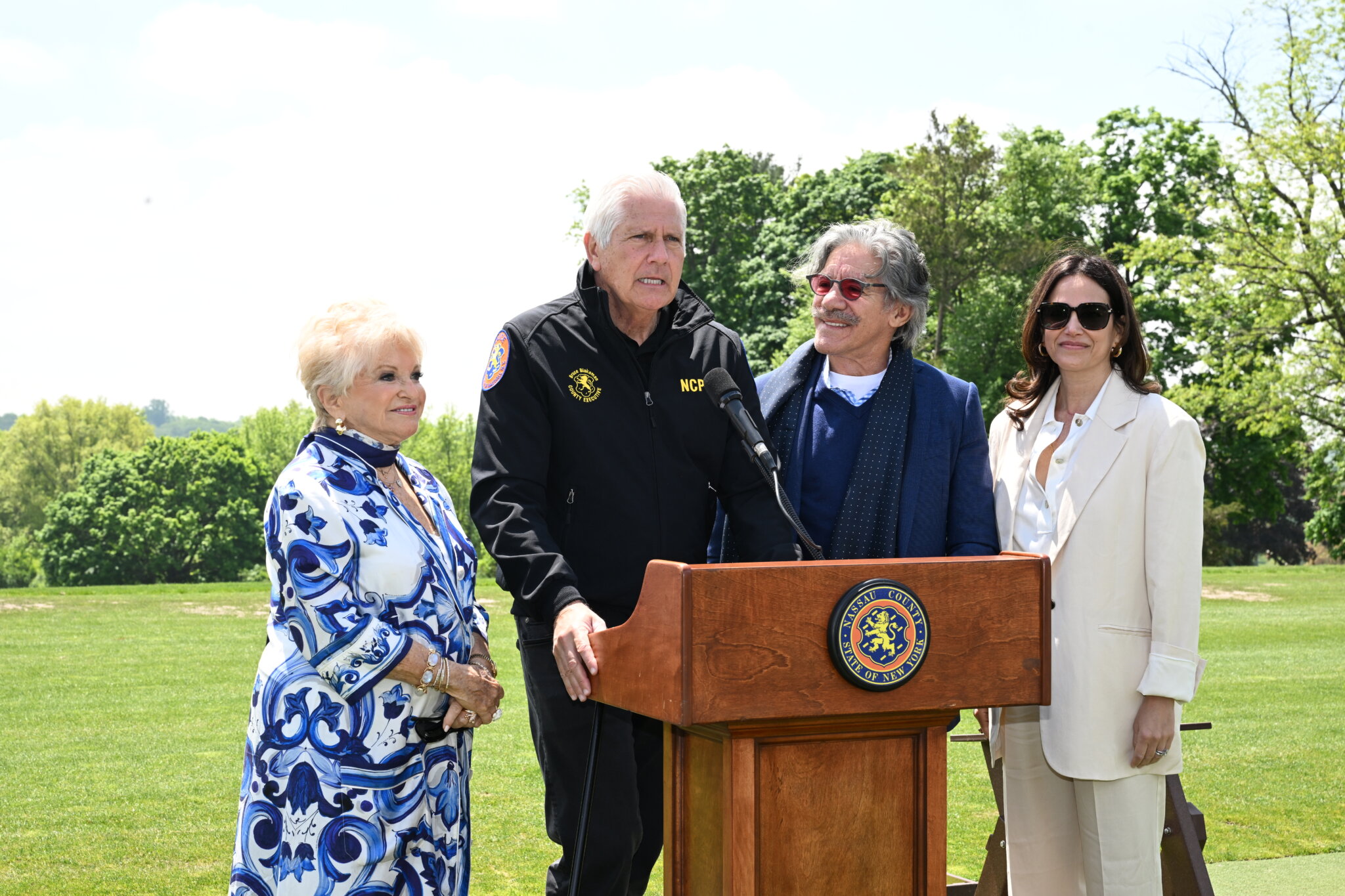 Victoria Schneps, Nassau County Exec. Bruce Blakeman, Geraldo and Erica Rivera at Golf Benefit