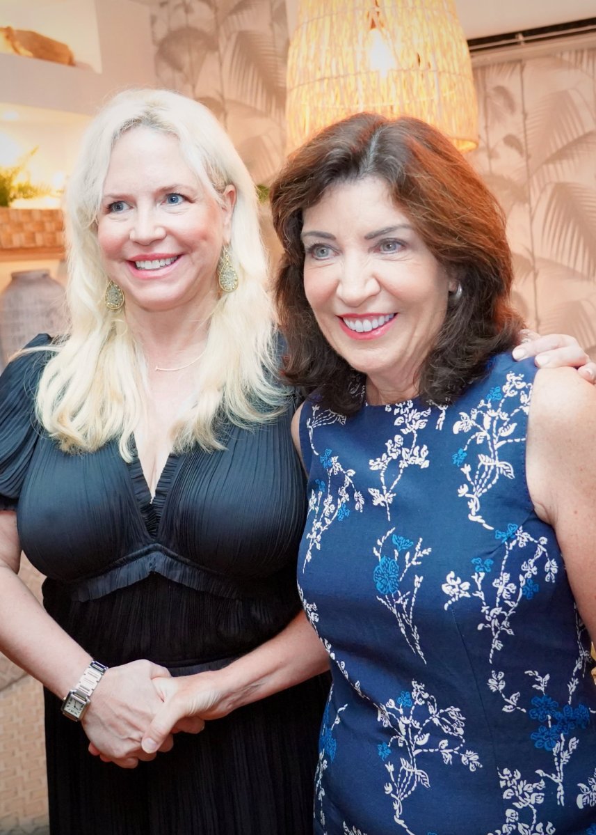 Laura Lovelace, Gov. Kathy Hochul at 75 Main