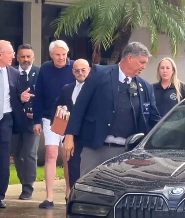 Mike Jeffries, the former longtime chief executive of Abercrombie & Fitch, leaves federal court after he was criminally charged with sex trafficking and prostitution involving dozens of men, in West Palm Beach, Florida, U.S. October 22, 2024 in a still image from video. REUTERS/Stringr.com