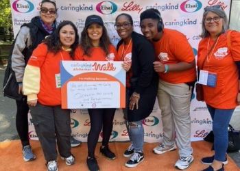 Mary-Ann Vasti, Laura Valencia, Ana Tagle, Ina Salley, Brelan Brown, Maria Abelleira at Walk for Alzheimer's Awareness