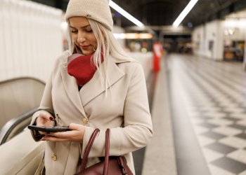 Winter wear on the Hamptons Subway