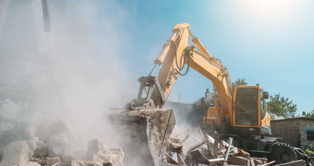 Hamptons real estate teardown
