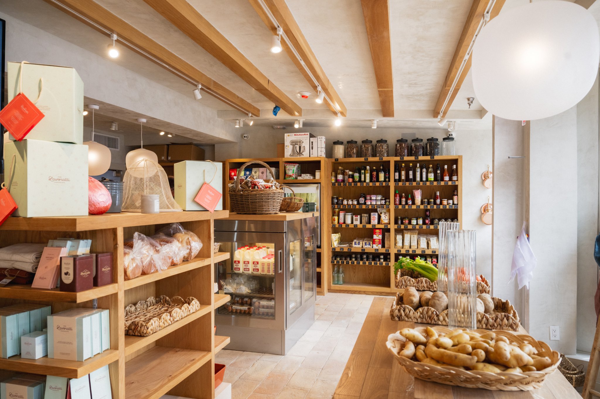 Provisions Market in Oyster Bay