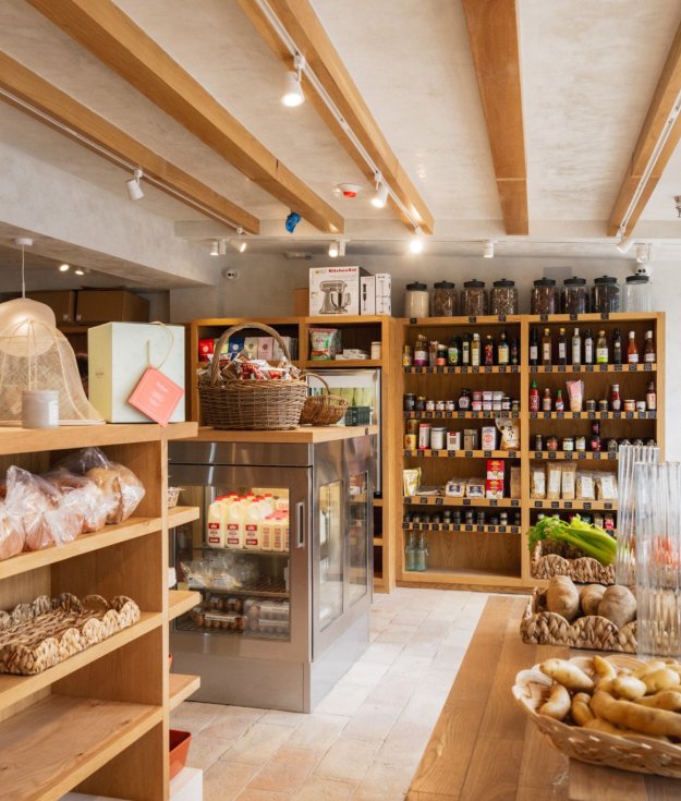 Provisions Market in Oyster Bay