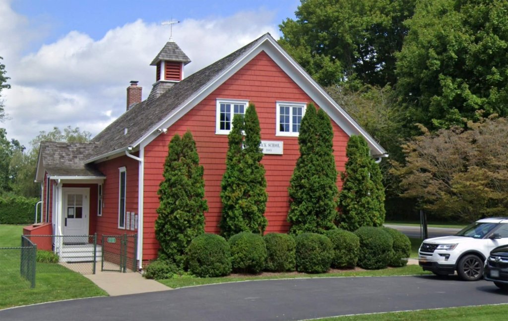 Sagaponack School