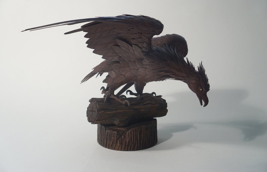 Eagle sculpture in The Art of Peace: Jizai Okimono at the Morikami Museum