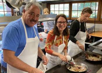 R.AIRE is hosting cooking classes