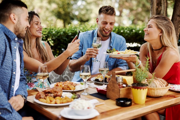 Tis the season for food and bubbles on the East End