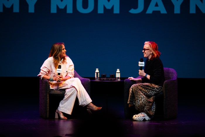 Mariska Hargitay, Molly John-Fast