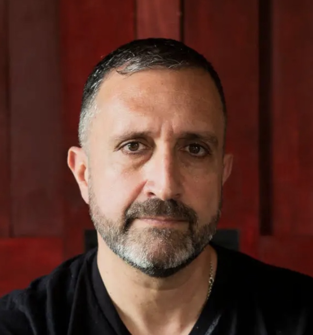 smok-haus chef Manny Voumvourakis