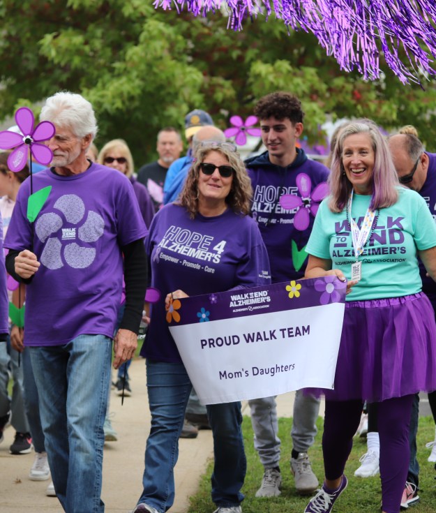 Walk to end Alzheimers