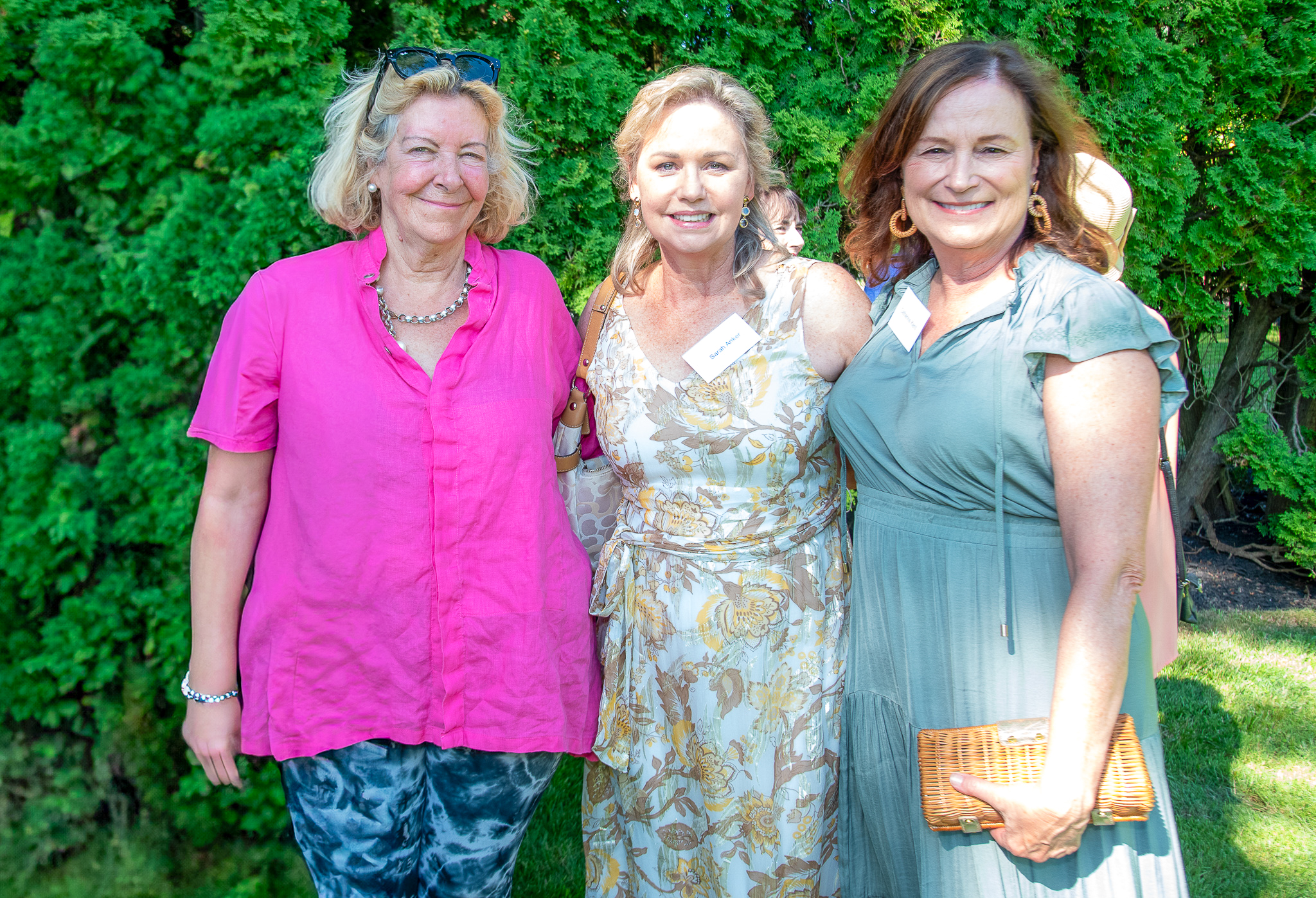 Julie Keyes, Sara Anker, Catherine Kent