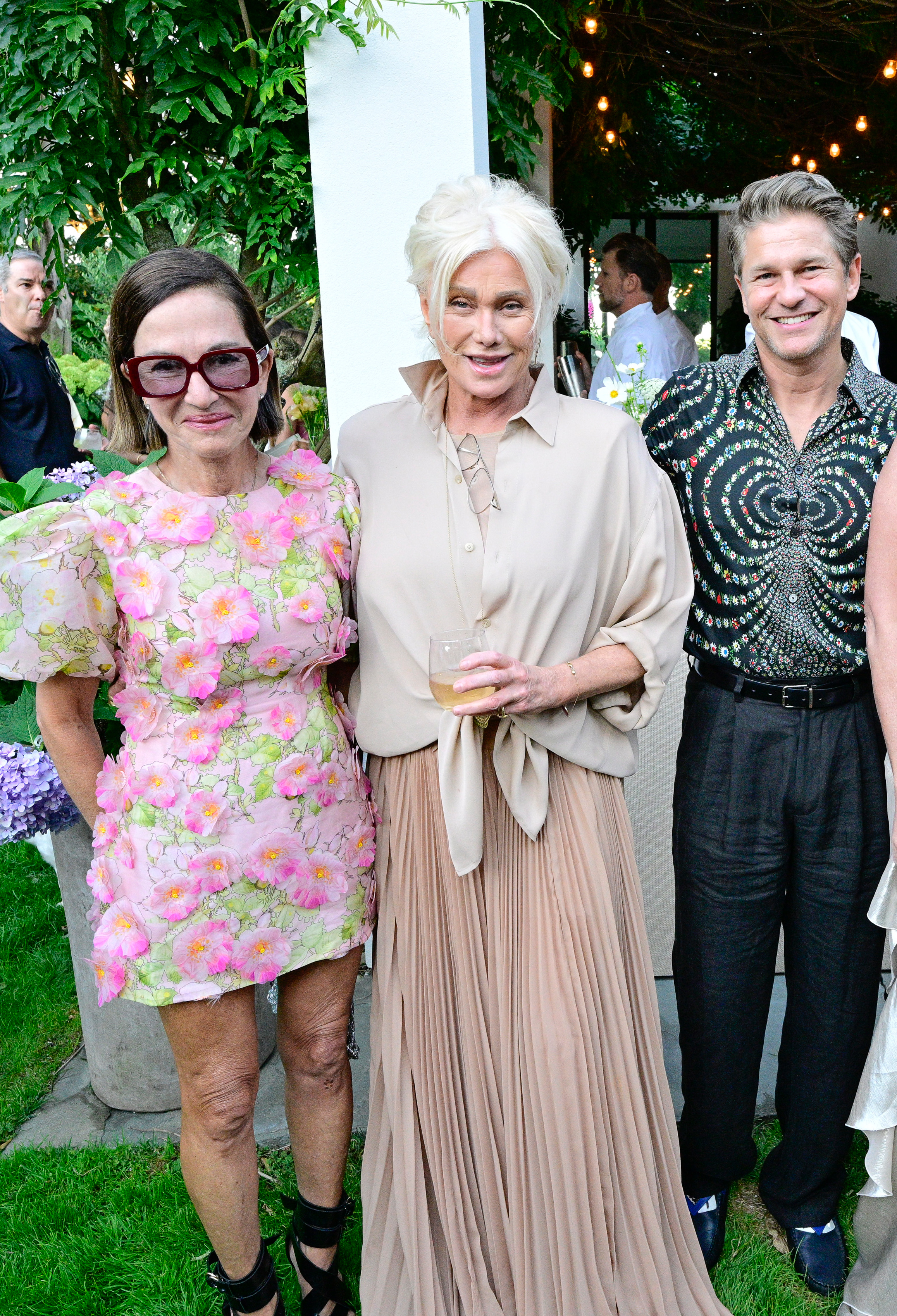 Cynthia Rowley, Deborra-Lee Furness, David Burkta, guest, and Serena Levy