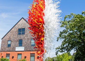 Dale Chihuly's sculpture sits outside Hampton Synagogue.