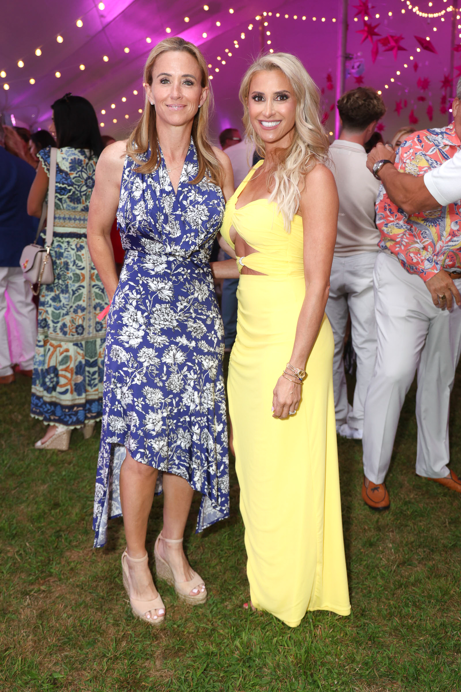 Jennifer Brooks, Lisa Blanco