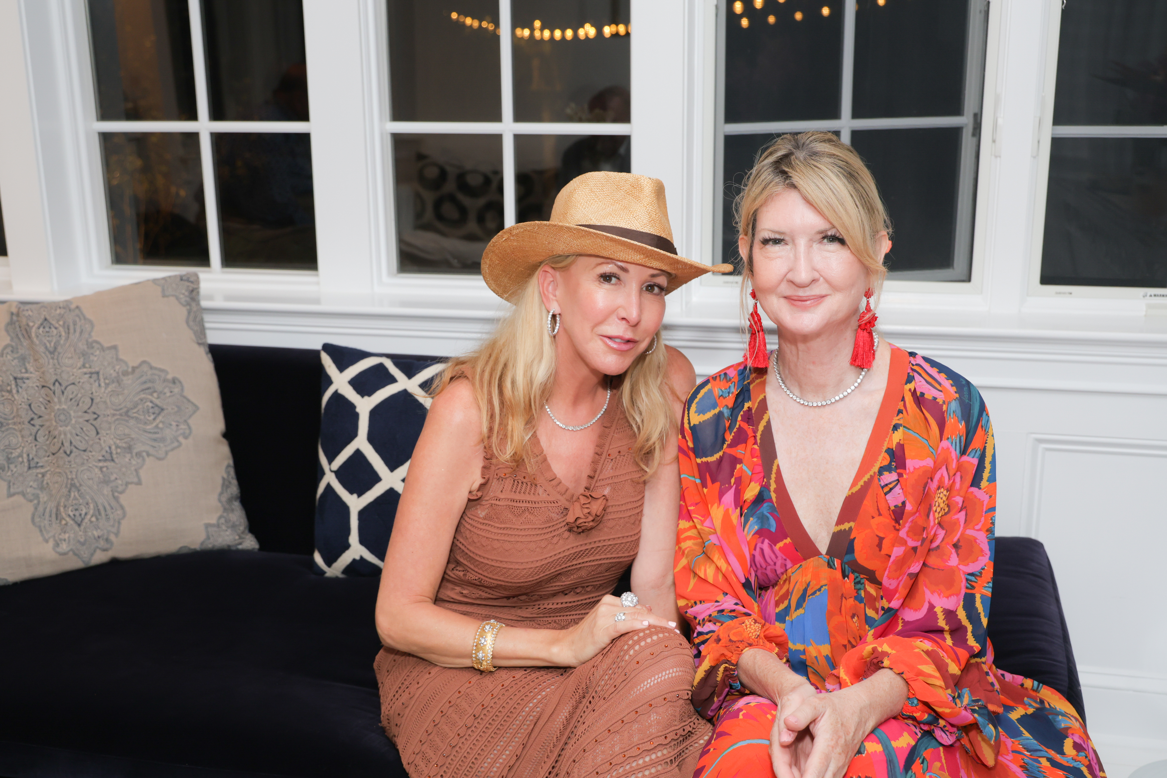 Meg McCarney, Kathy Reilly