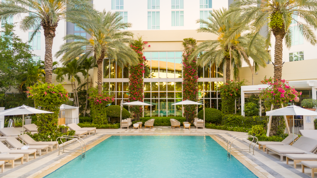 Wide Pool View