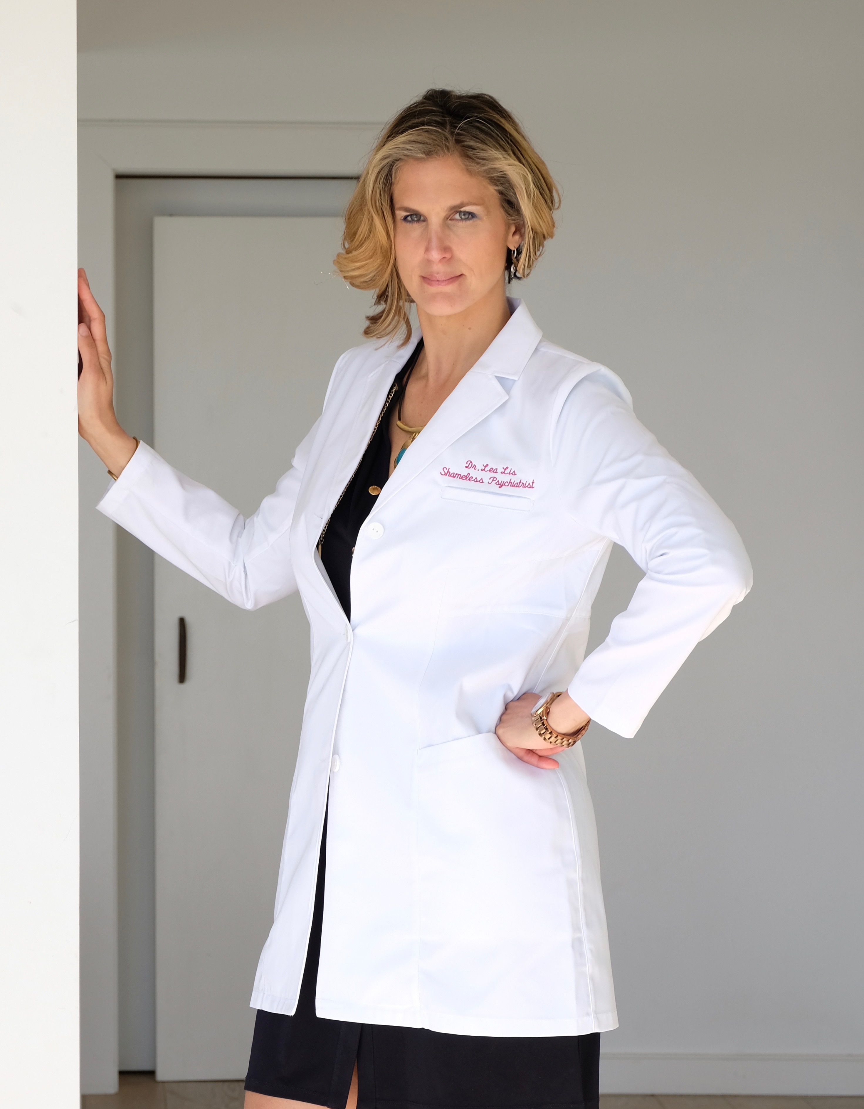 Dr. Lea Defrancisci Lis M.D. is leading the charge for ketamine assisted therapy in the Hamptons