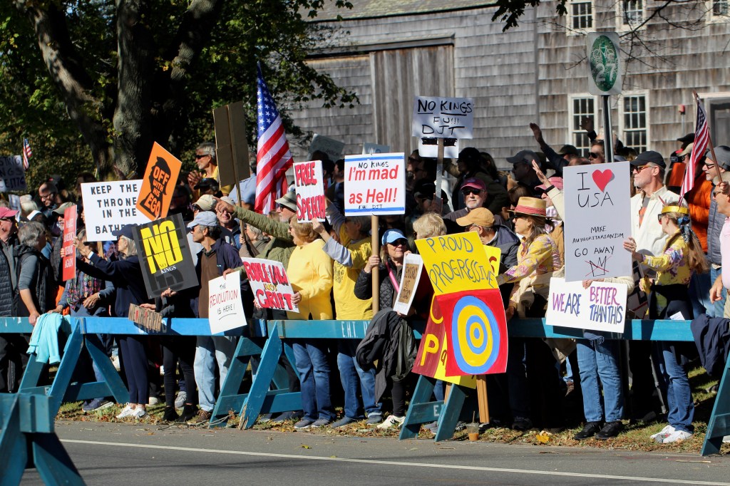 October 18, 2025 No Kings protest in East Hampton