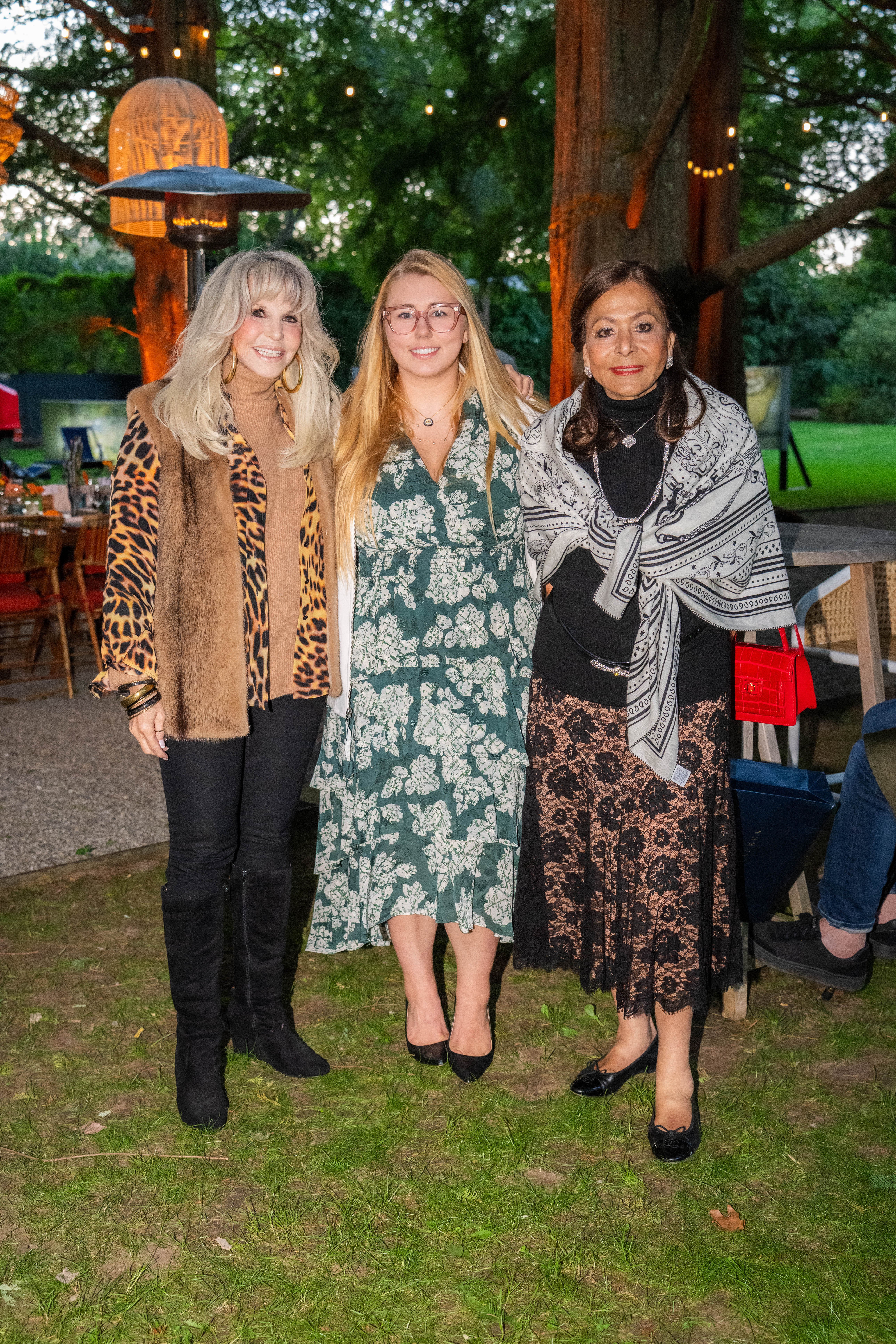 Nurit Kahane, Ariella Thompson, Georgig Witkin