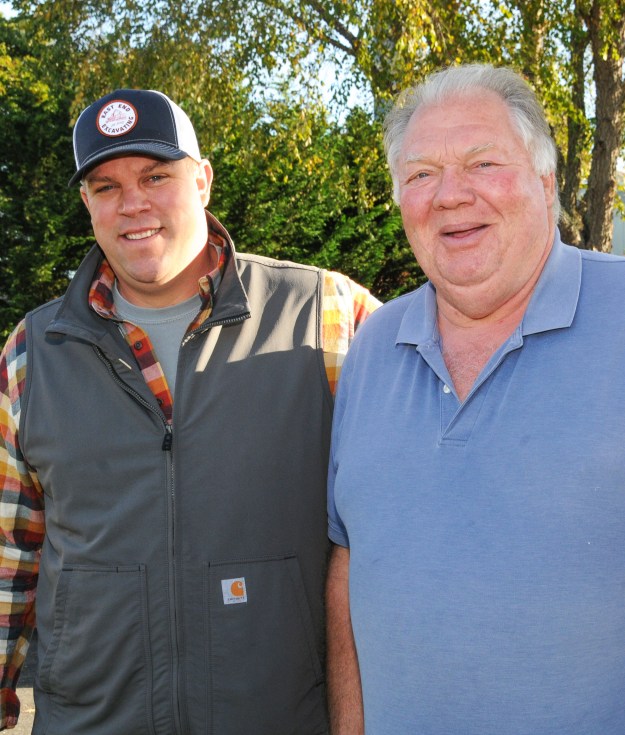 Pete Grimes, Mitchell Mickey Valcich