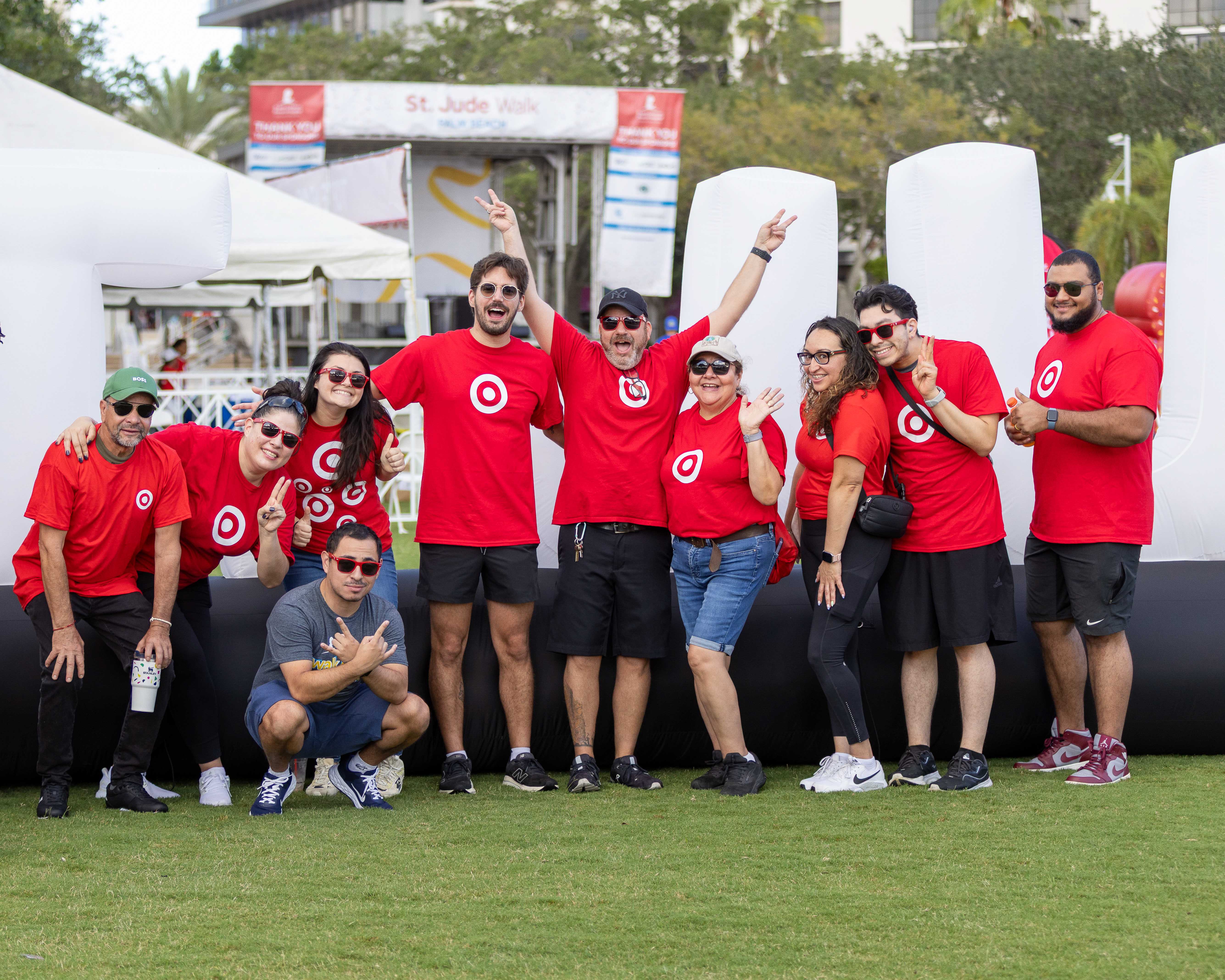 Target Employees Race for a Cure
