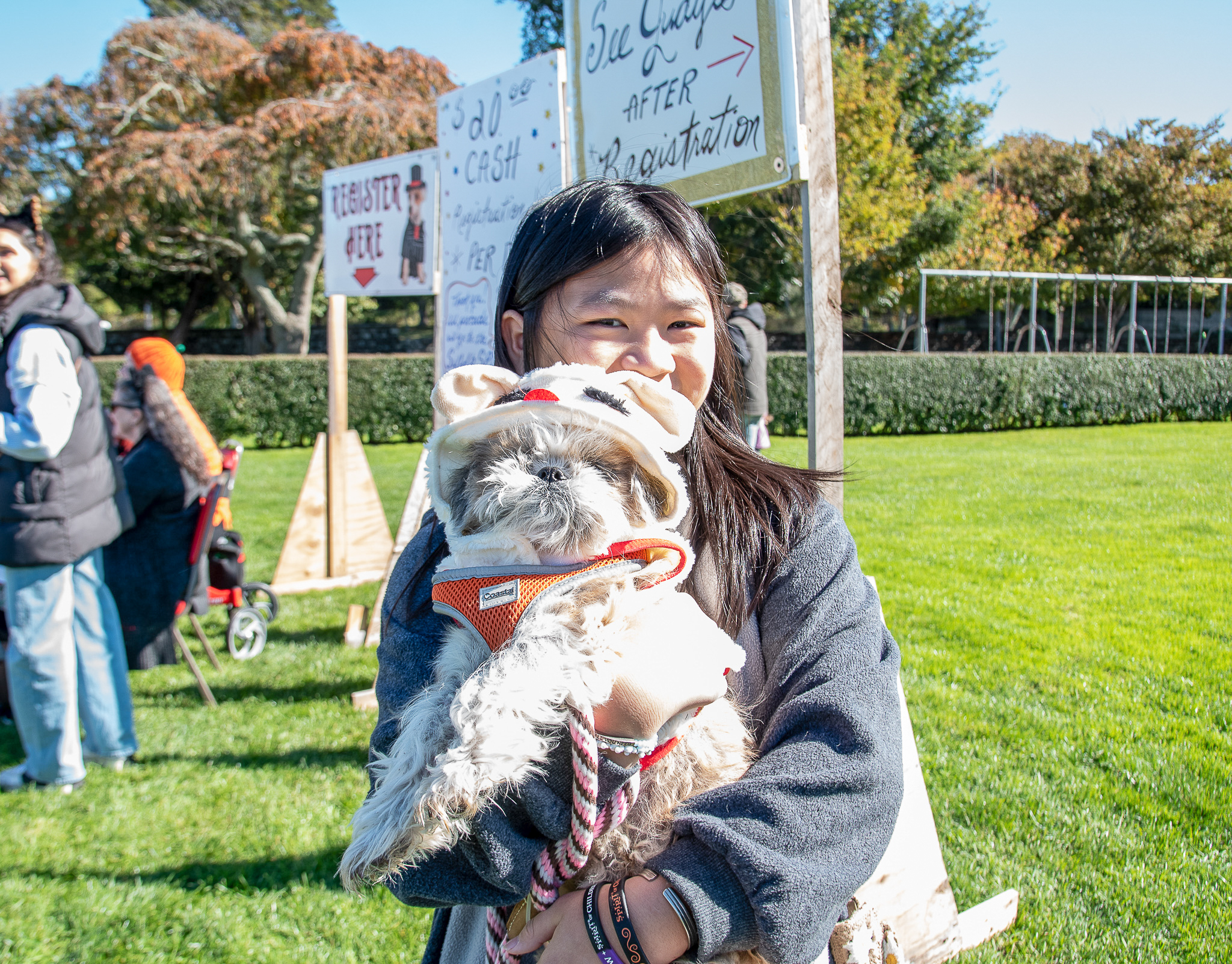 Audrey Wynne and Chickie
