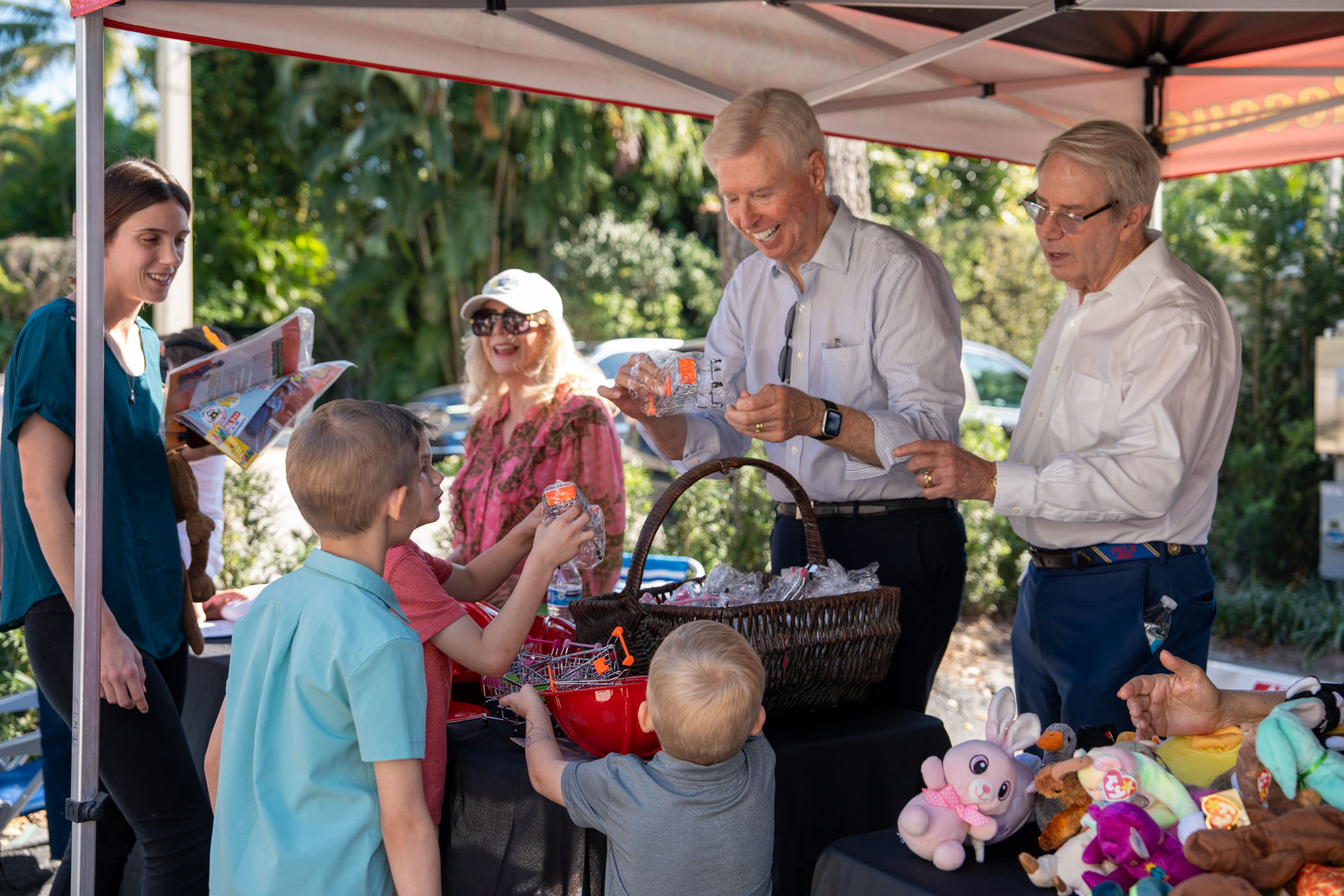 Danielle, Noah, Mathew, Sherry Borchert, Luca, David Sarama, and Dan Drennen