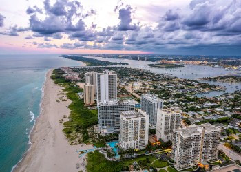 Vanderbilt University’s has pledged to build a $500 million campus in the downtown area of West Palm Beach.