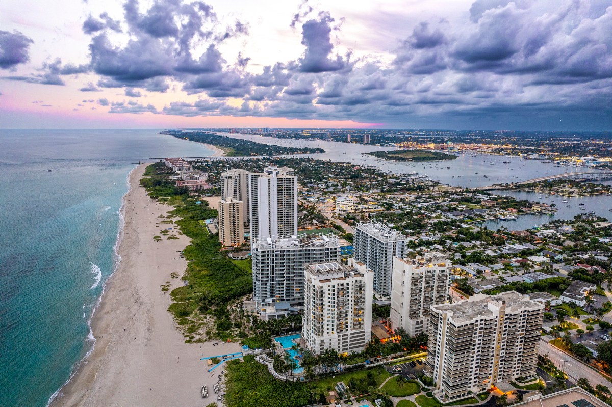 Vanderbilt University’s has pledged to build a $500 million campus in the downtown area of West Palm Beach.