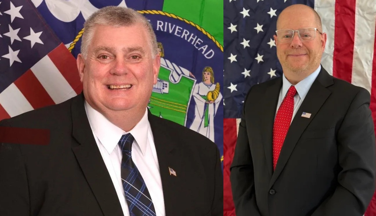 L.-R.: Riverhead Town Supervisor Tim Hubbard and Jerry Halpin
