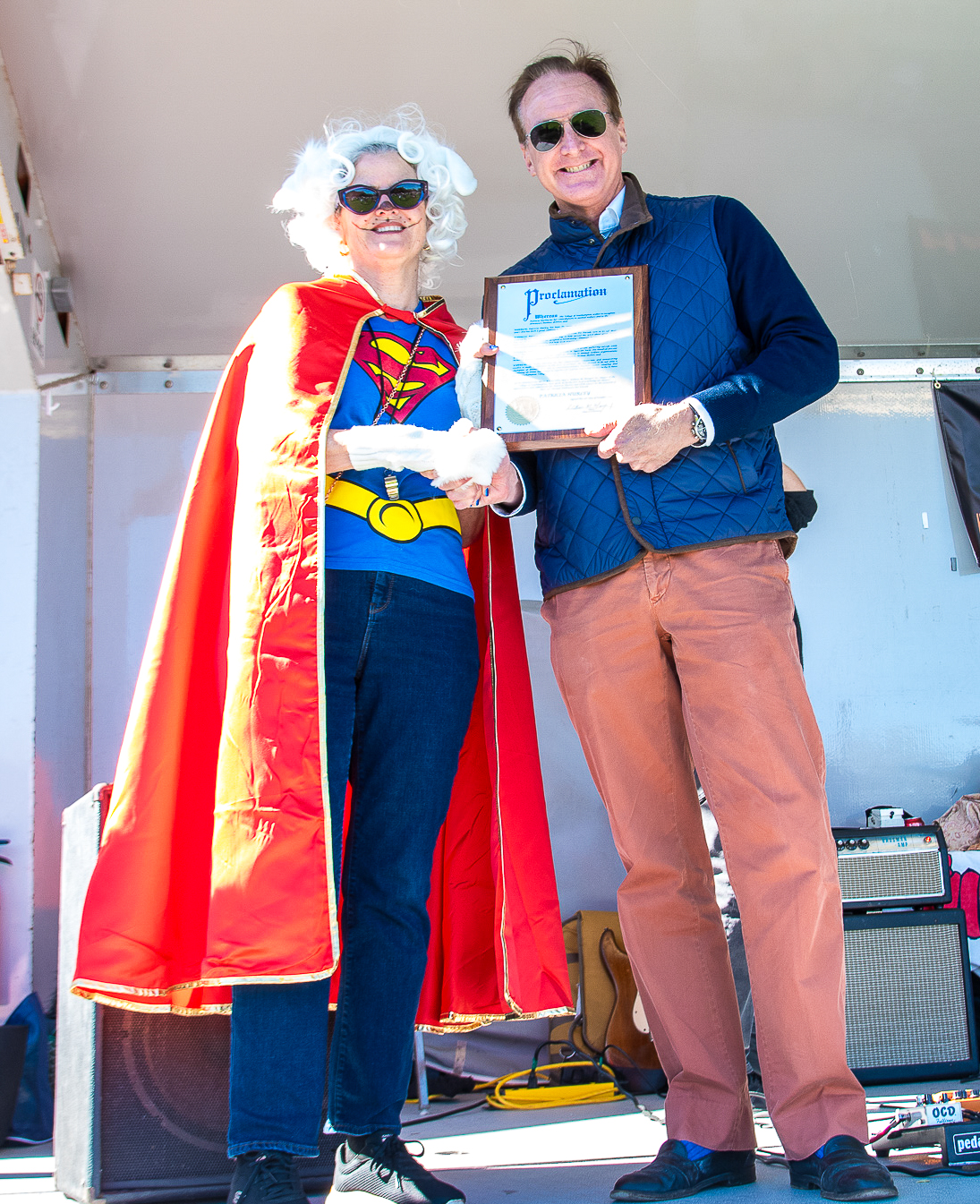 Mayor William Manger presents Proclamation to Patricia Hurley